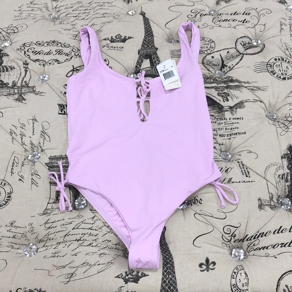 🎁 L*SPACE LAVENDER SENSUAL SOLIDS JENN Swimsuit - Picture 3 of 6